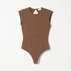Who What Wear Textured Open-Back Body Suit